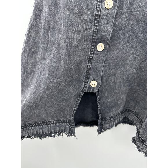 Altar'd State Tank Women Medium Black Washed Chambray Denim Button Down Back - Picture 7 of 7